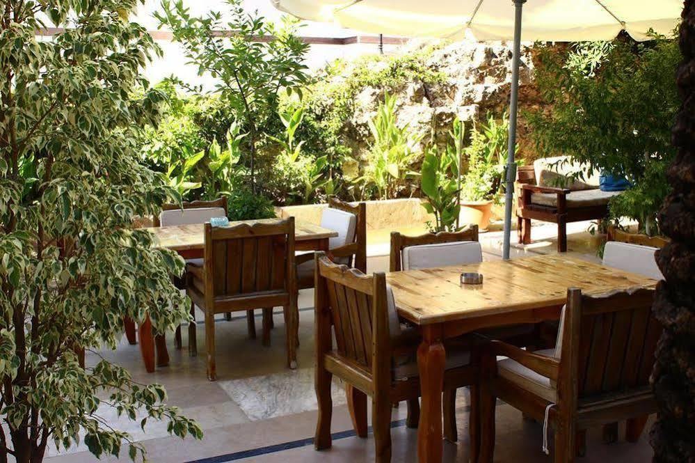 Hotel Zurich Antalya Exteriör bild